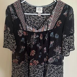 Knox Rose Boho Black Floral Top size Medium